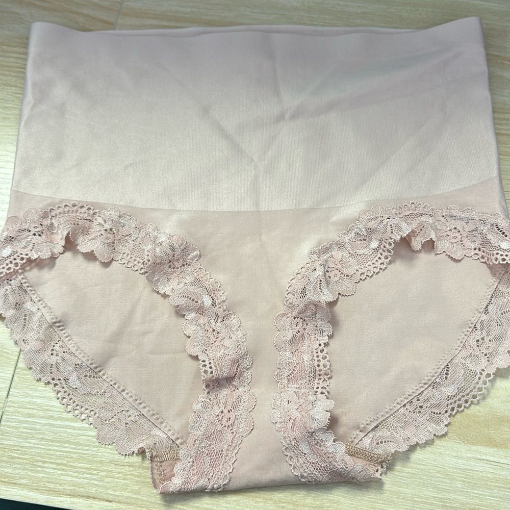 Victorias Secret Nwt Smoothing Shaping Lace Trim High Waist Brief Panty